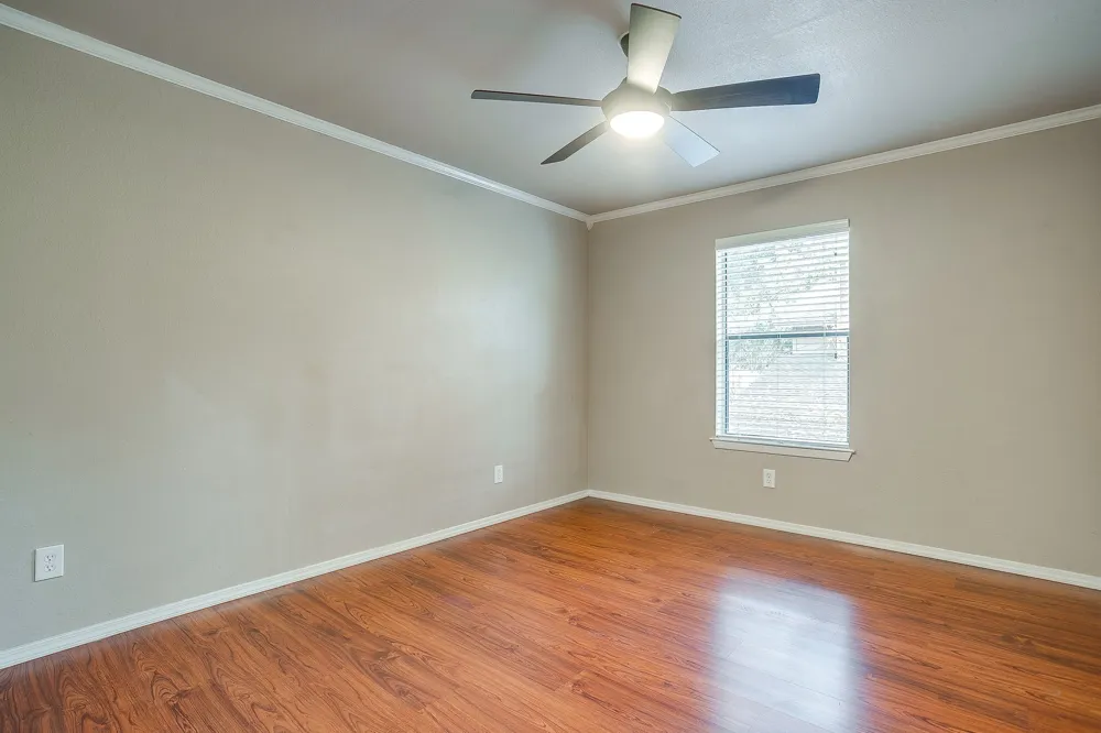 5714 Cedar Creek Drive Benbrook, TX 76109