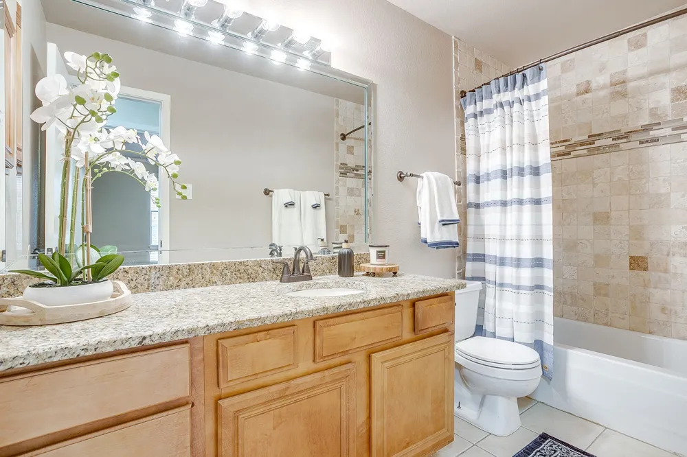 5714 Cedar Creek Drive Benbrook, TX 76109
