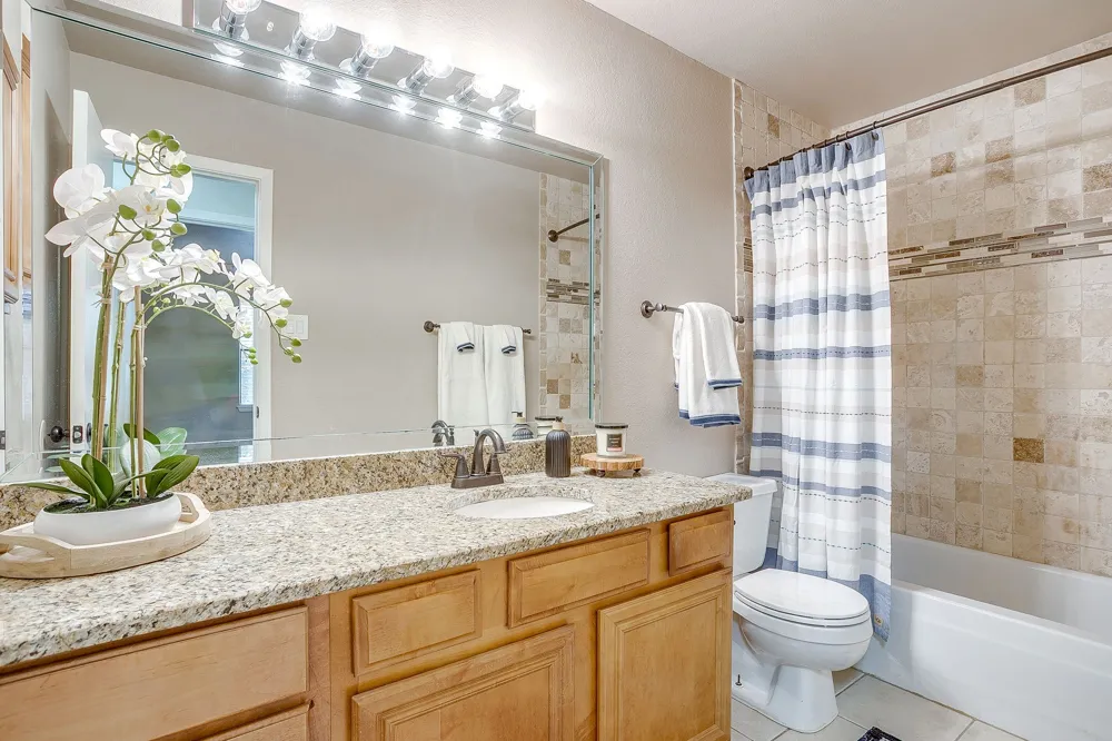 5714 Cedar Creek Drive Benbrook, TX 76109