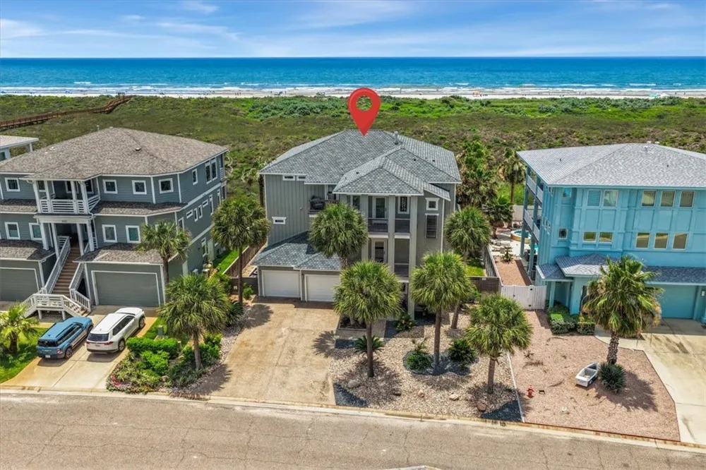 822 Oceanside Port Aransas, TX 78373