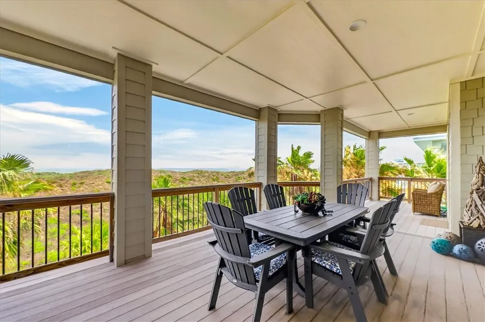 822 Oceanside Port Aransas, TX 78373