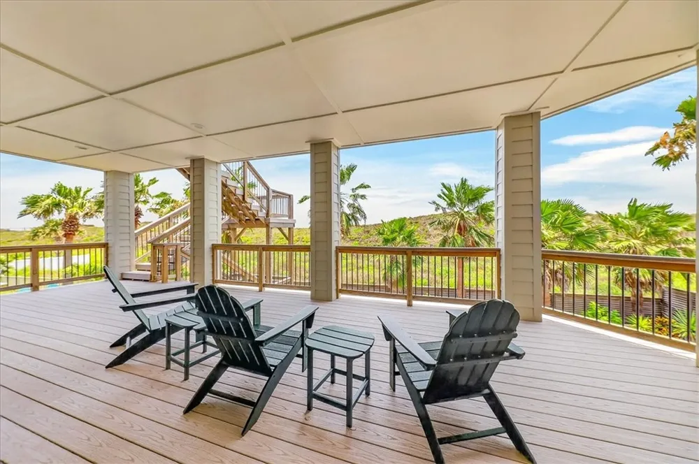 822 Oceanside Port Aransas, TX 78373
