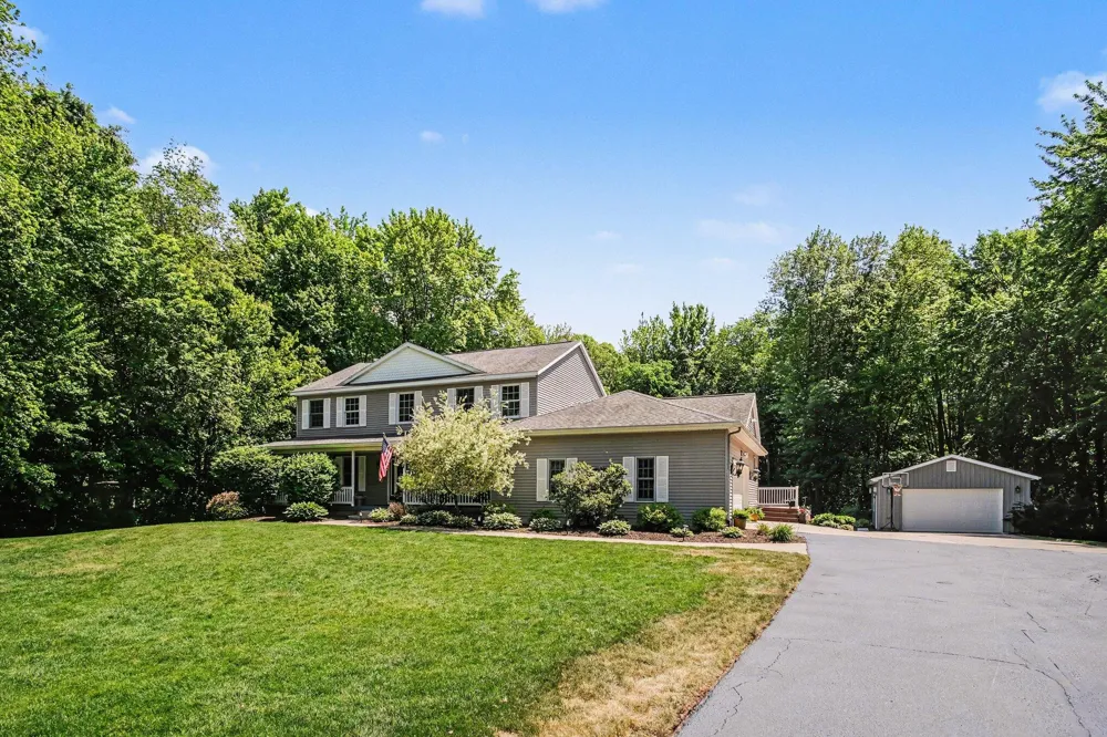 12900 Green Fern Road NE Belding, MI 48809