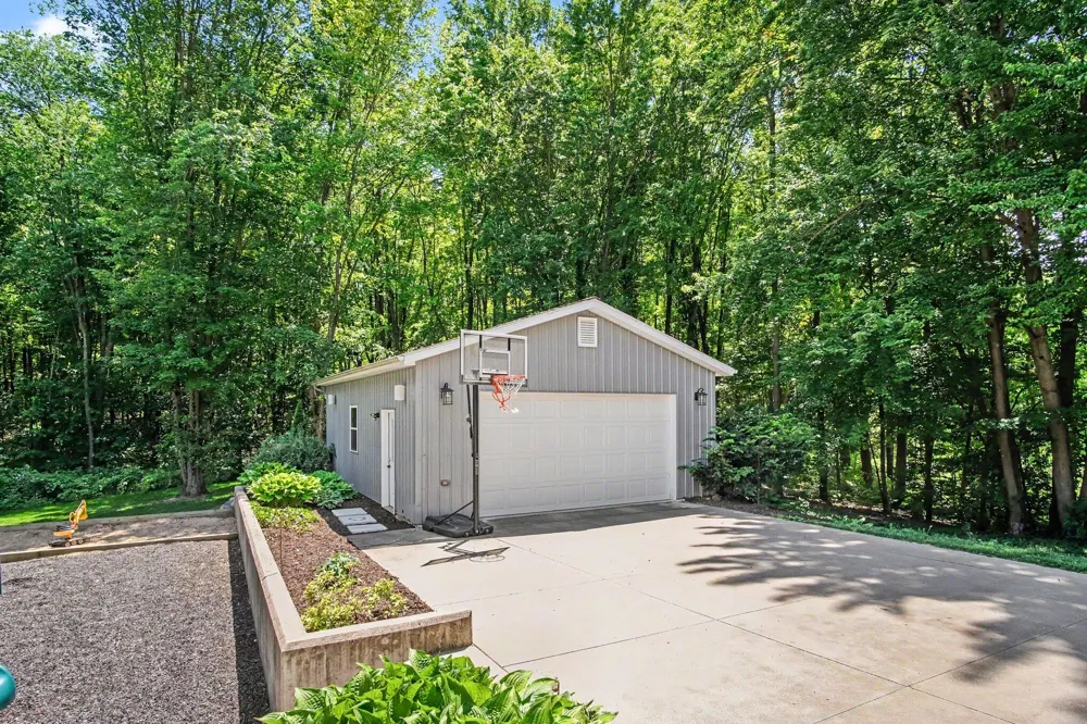 12900 Green Fern Road NE Belding, MI 48809