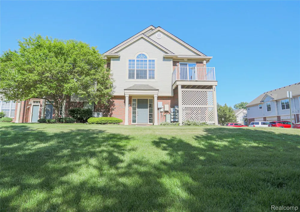 1859 Flagstone Circle Rochester City, MI 48307