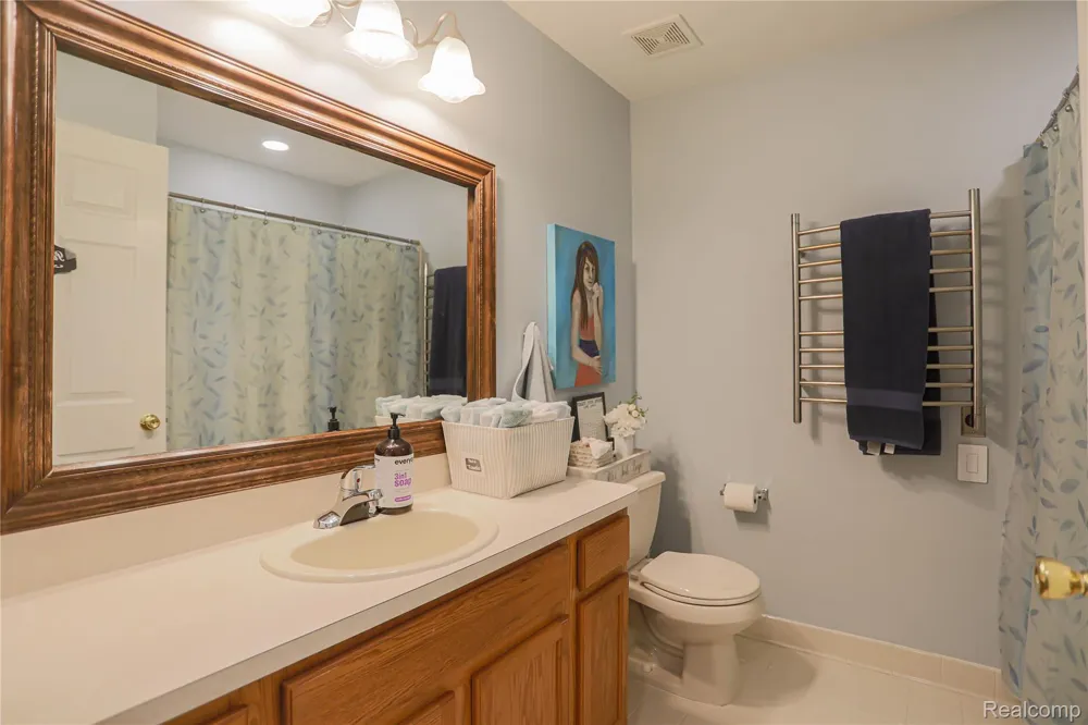 1859 Flagstone Circle Rochester City, MI 48307