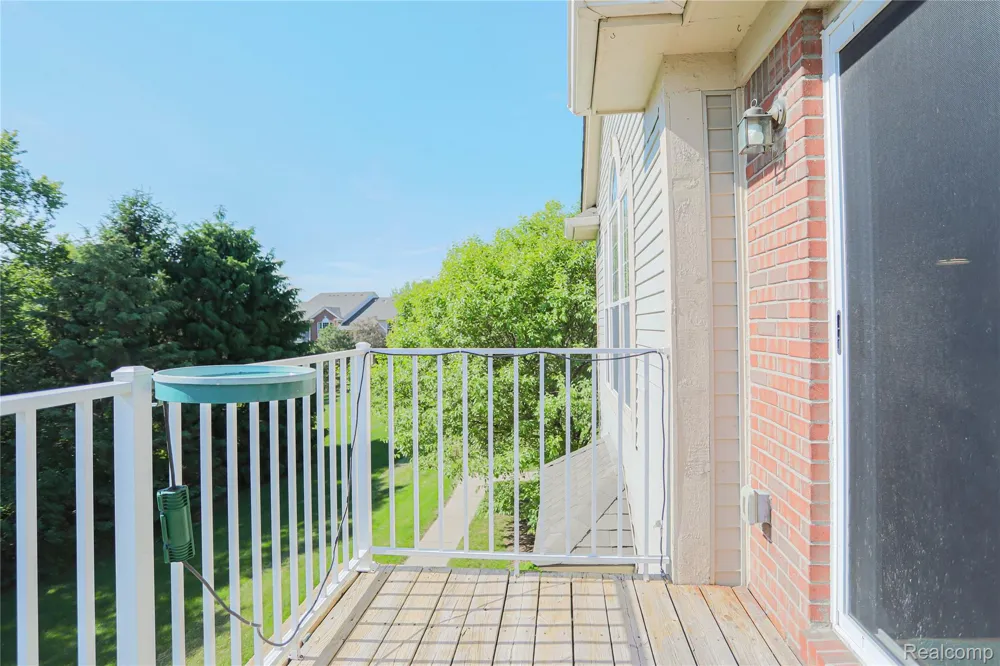 1859 Flagstone Circle Rochester City, MI 48307
