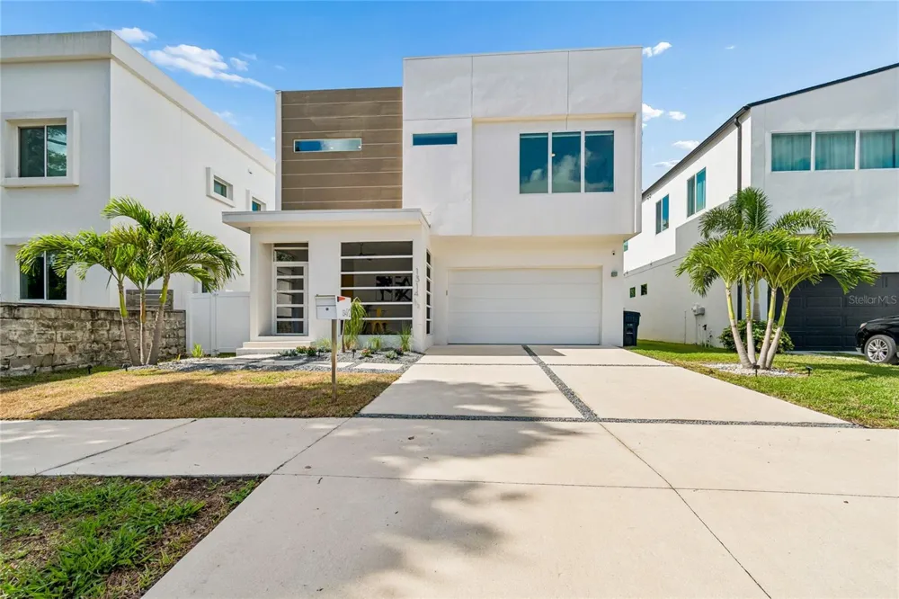 1314 1/2 W. LEMON STREET Tampa, FL 33606
