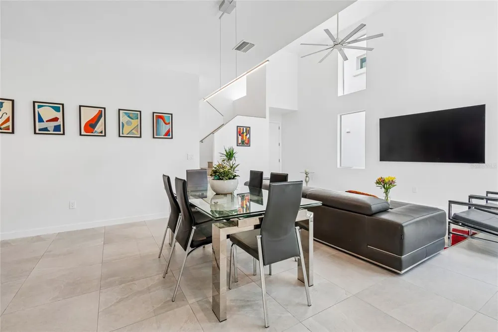 1314 1/2 W. LEMON STREET Tampa, FL 33606