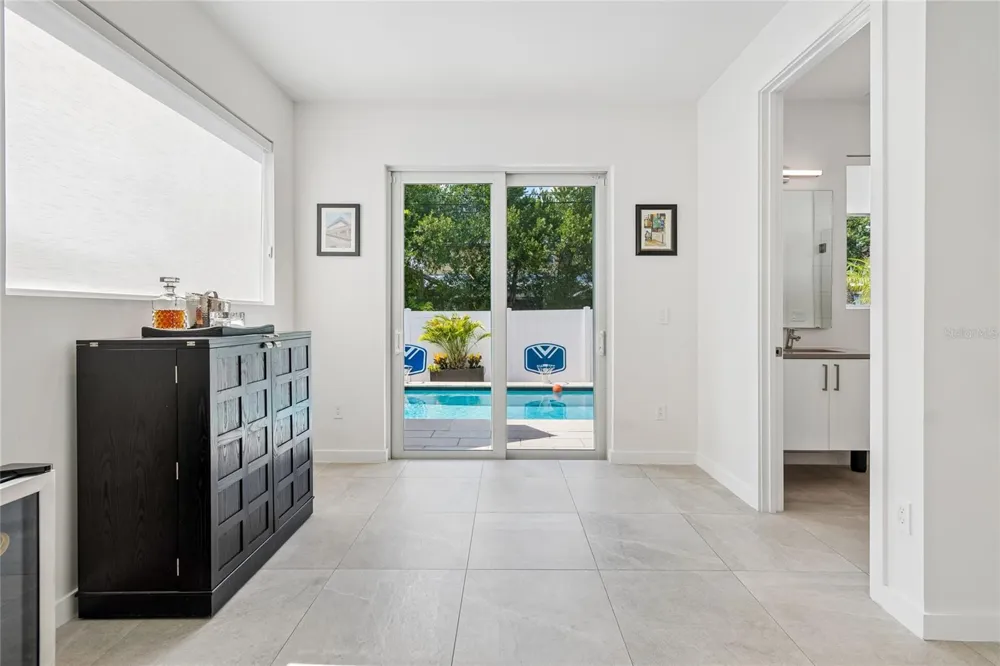 1314 1/2 W. LEMON STREET Tampa, FL 33606