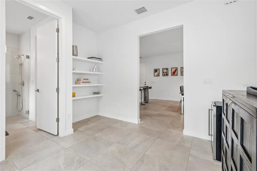 1314 1/2 W. LEMON STREET Tampa, FL 33606
