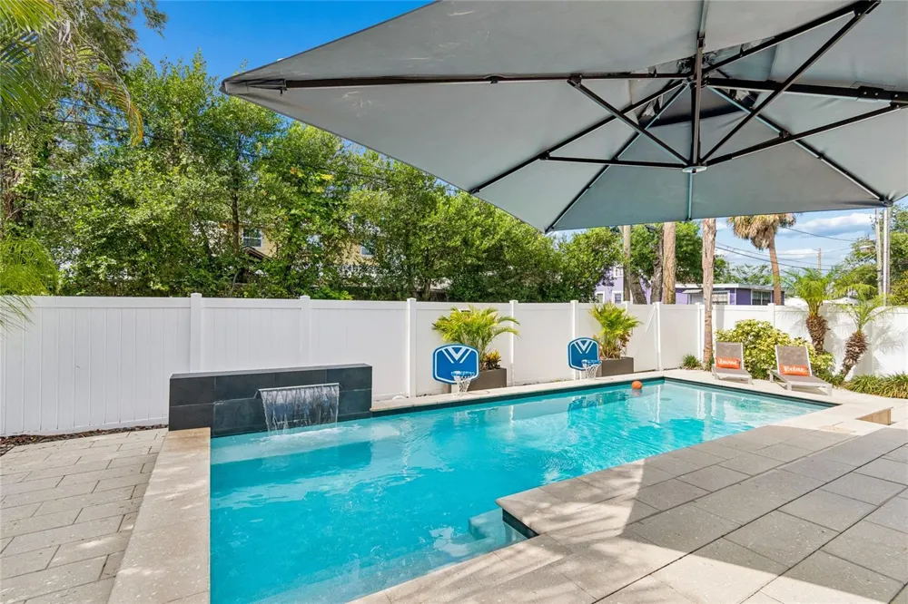 1314 1/2 W. LEMON STREET Tampa, FL 33606