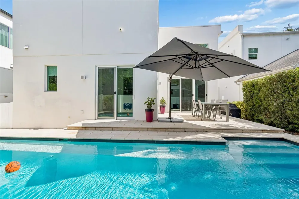 1314 1/2 W. LEMON STREET Tampa, FL 33606