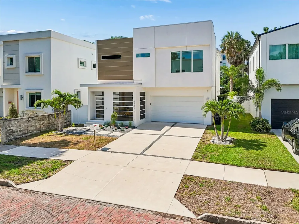 1314 1/2 W. LEMON STREET Tampa, FL 33606