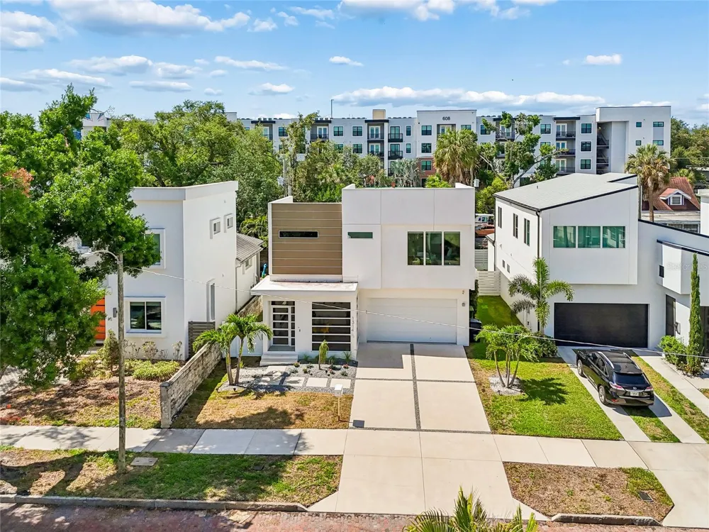 1314 1/2 W. LEMON STREET Tampa, FL 33606