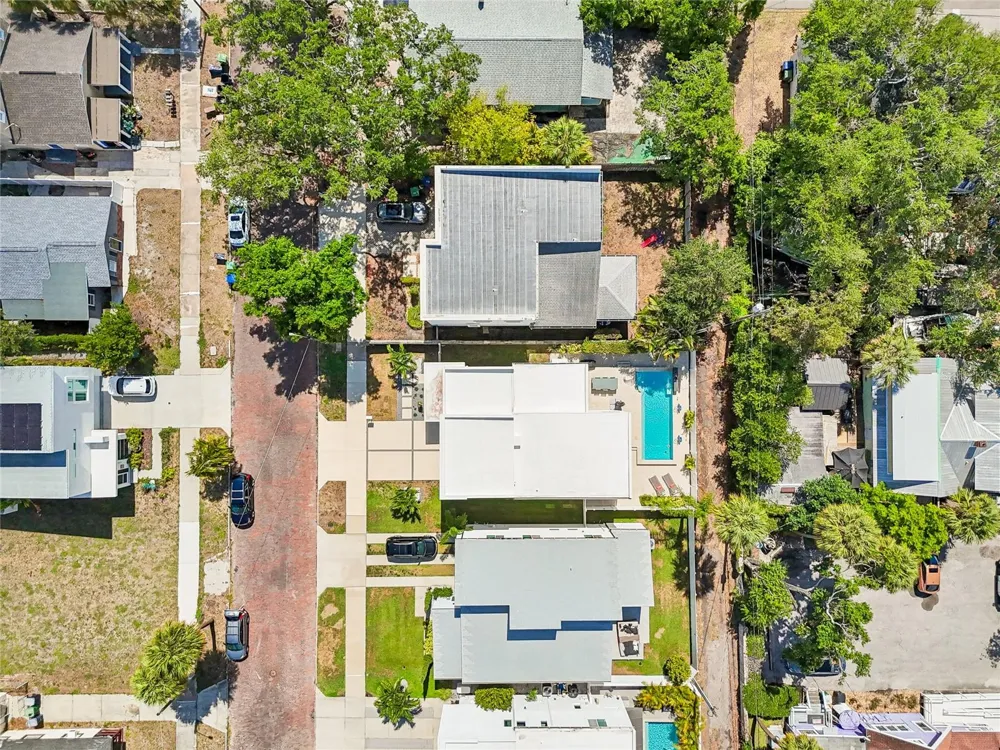 1314 1/2 W. LEMON STREET Tampa, FL 33606