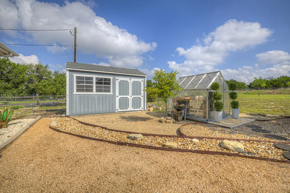 1720 Rocky Ridge Loop Canyon Lake, TX 78133