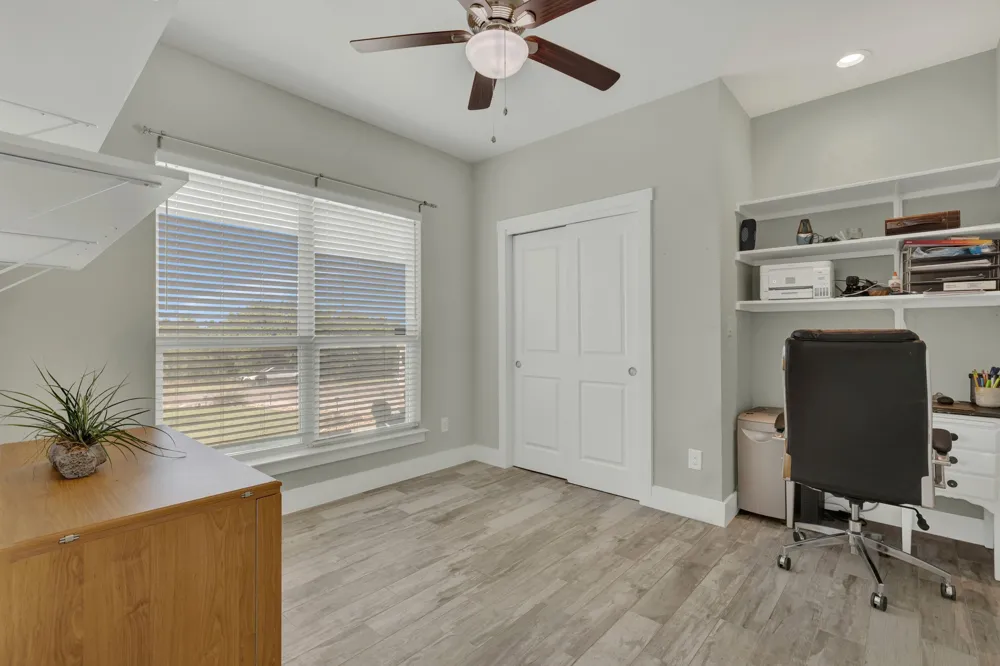 1720 Rocky Ridge Loop Canyon Lake, TX 78133