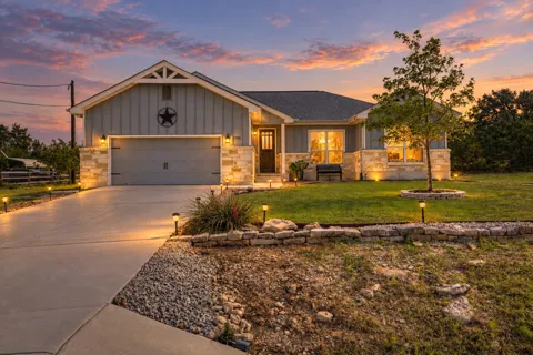 1720 Rocky Ridge Loop
