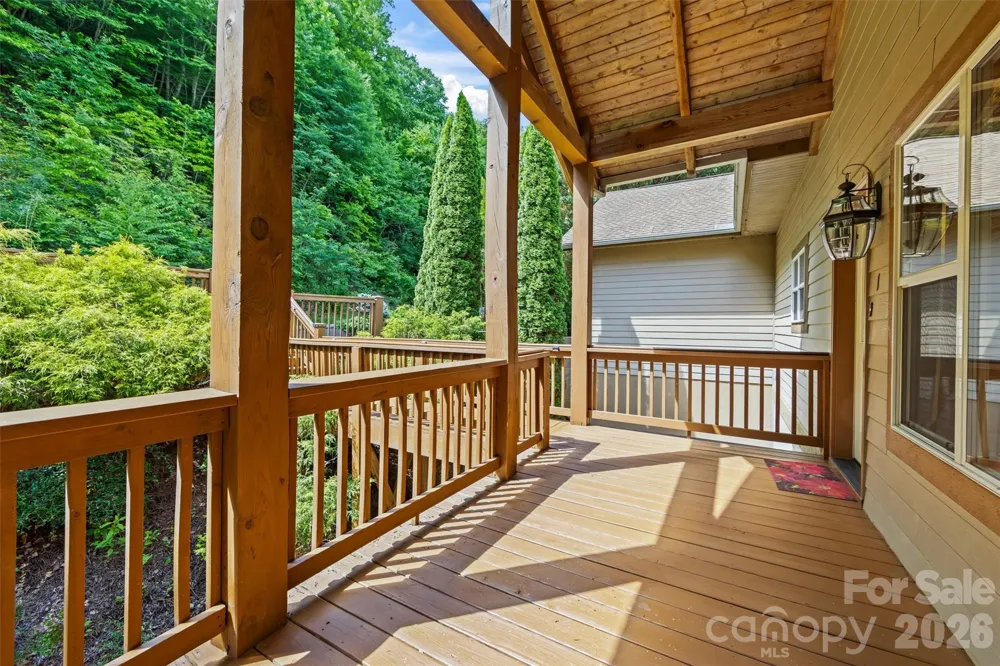 226 Sawgrass Drive Whittier, NC 28789