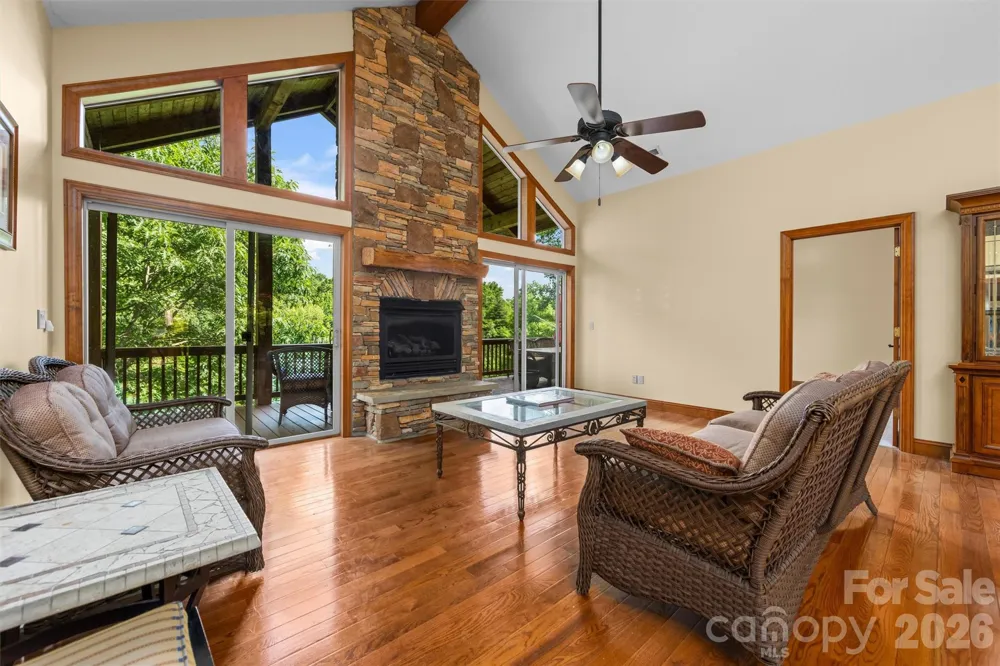 226 Sawgrass Drive Whittier, NC 28789