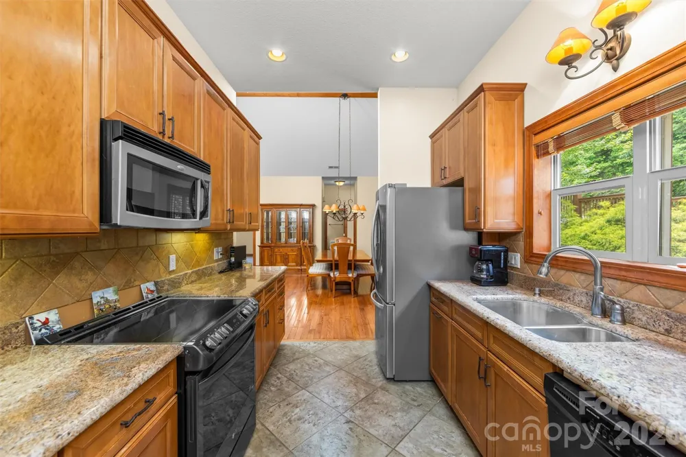 226 Sawgrass Drive Whittier, NC 28789