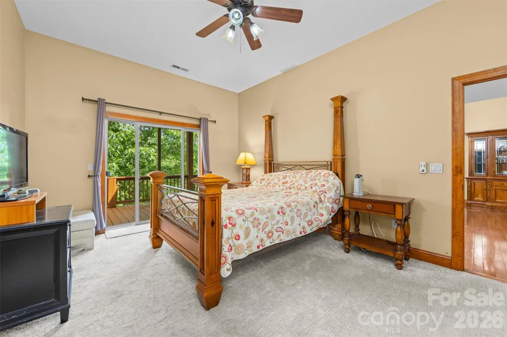 226 Sawgrass Drive Whittier, NC 28789