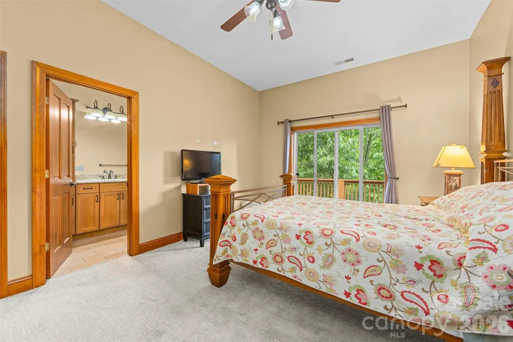 226 Sawgrass Drive Whittier, NC 28789