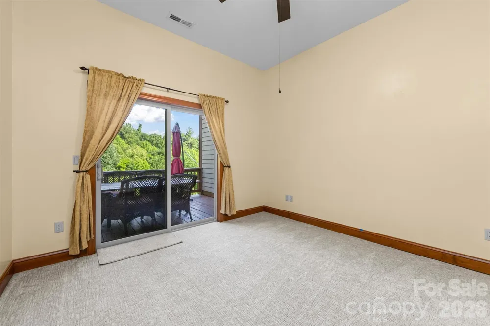 226 Sawgrass Drive Whittier, NC 28789