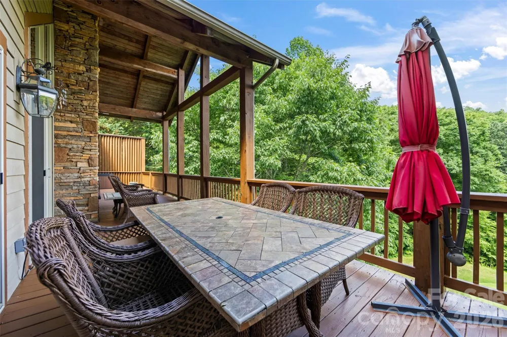 226 Sawgrass Drive Whittier, NC 28789