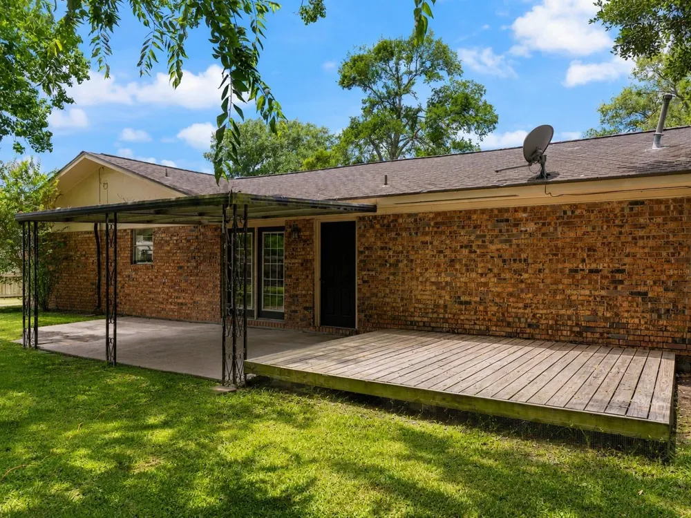 4108 Crescent Drive Bay City, TX 77414