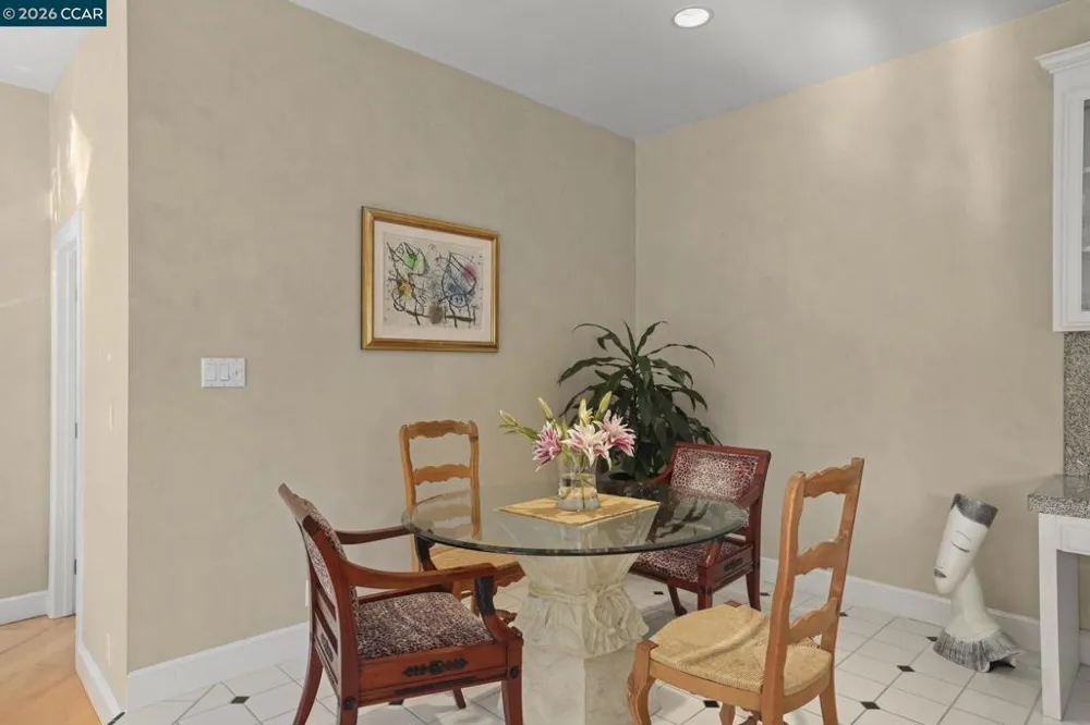 4 Julianna Moraga, CA 94556