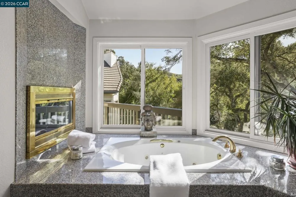 4 Julianna Moraga, CA 94556