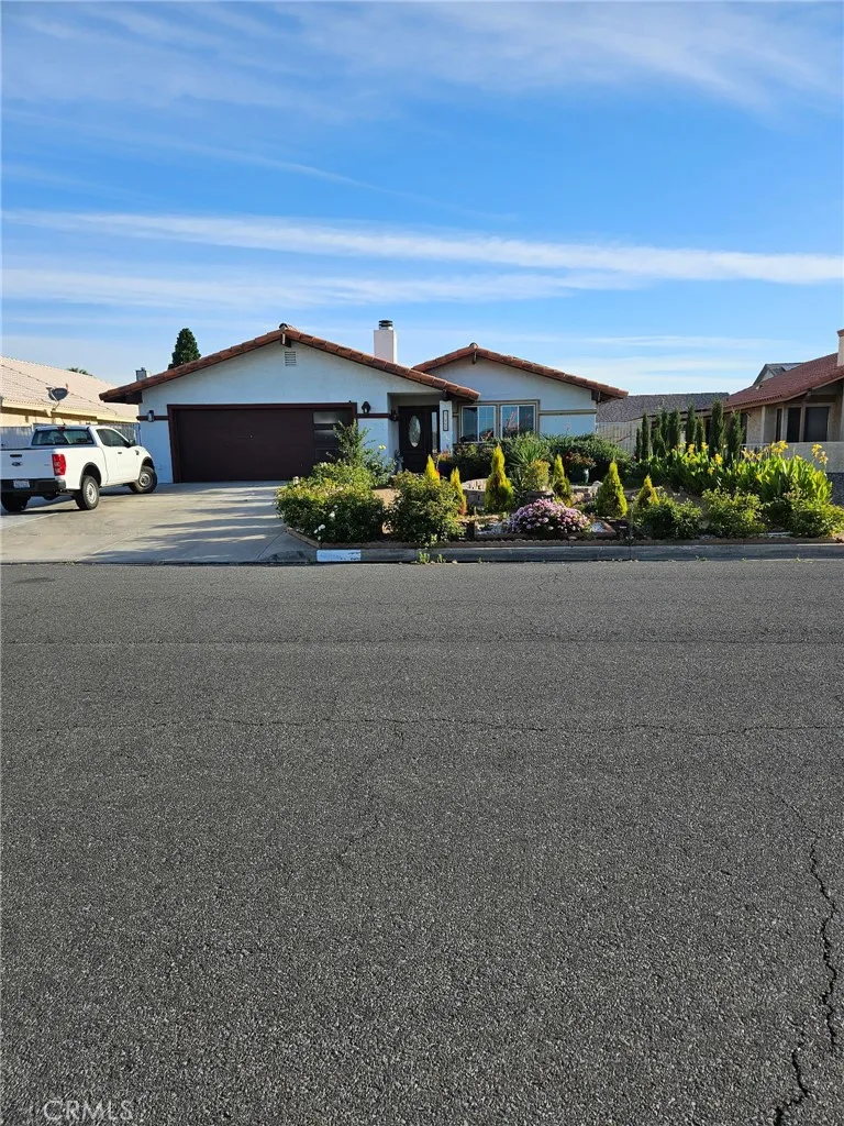 17990 Lakeview