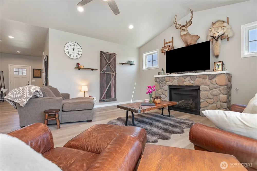 801 Pine Crest Drive Everson, WA 98247