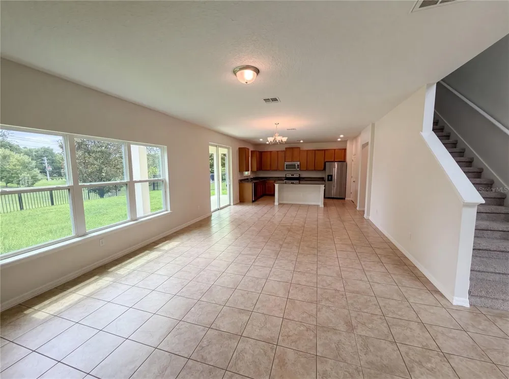 811 MAPLE LEAF LOOP Winter Springs, FL 32708