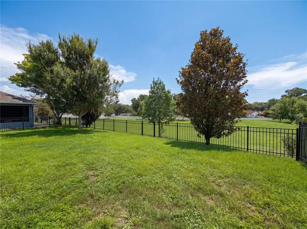 811 MAPLE LEAF LOOP Winter Springs, FL 32708