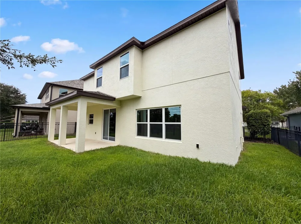 811 MAPLE LEAF LOOP Winter Springs, FL 32708