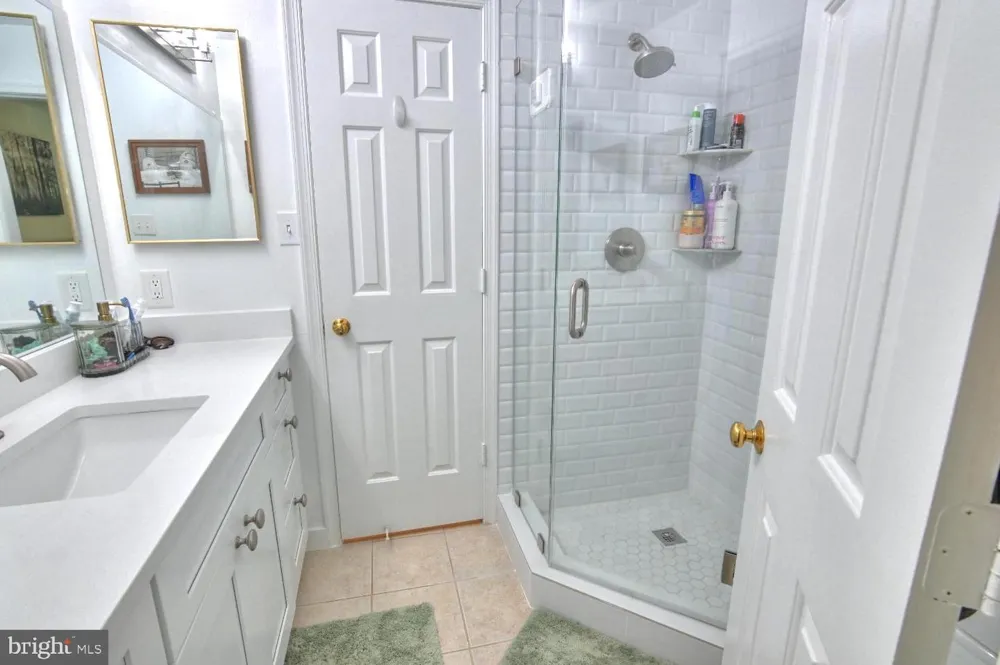 2220 SPRINGWOOD DRIVE #C Reston, VA 20191