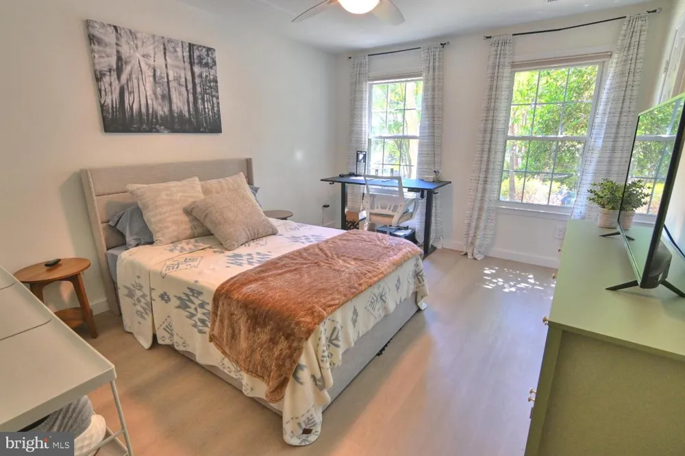 2220 SPRINGWOOD DRIVE #C Reston, VA 20191