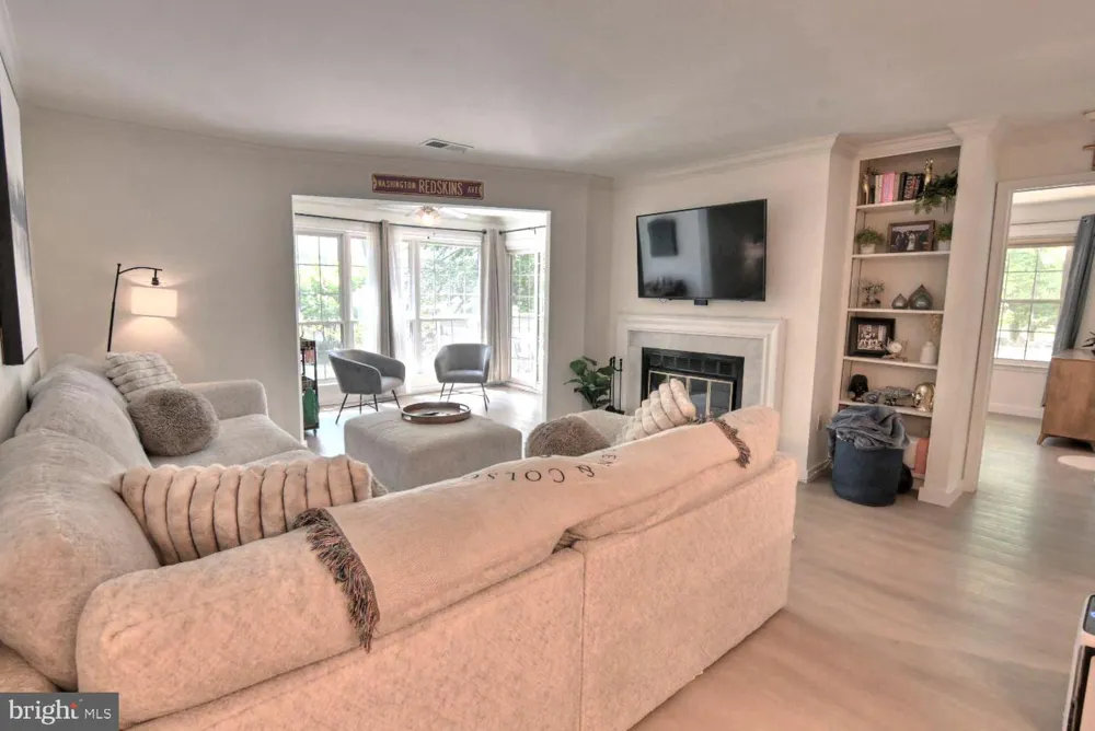 2220 SPRINGWOOD DRIVE #C Reston, VA 20191