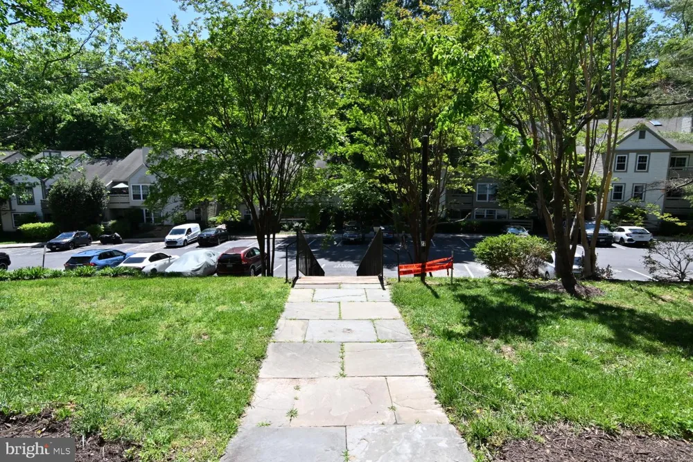 2220 SPRINGWOOD DRIVE #C Reston, VA 20191