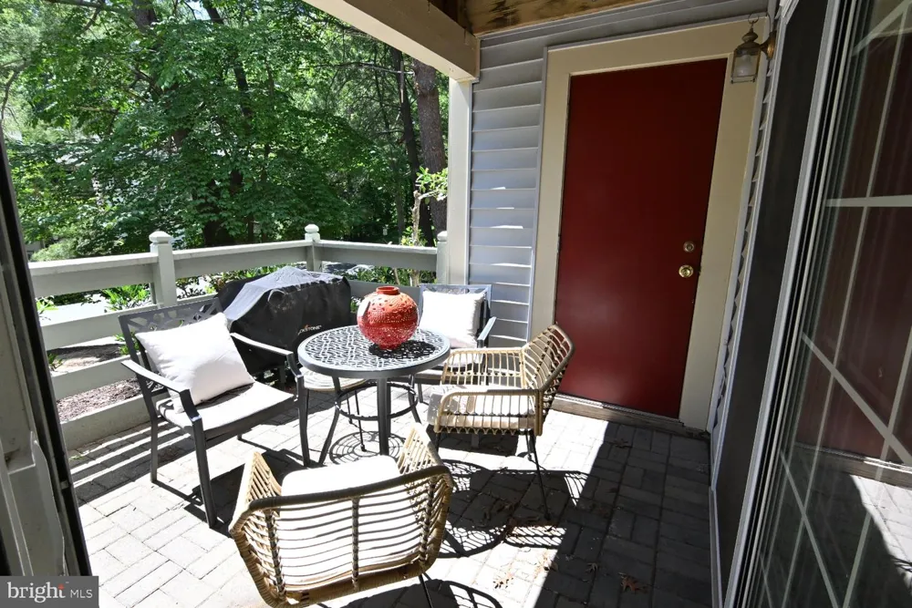 2220 SPRINGWOOD DRIVE #C Reston, VA 20191
