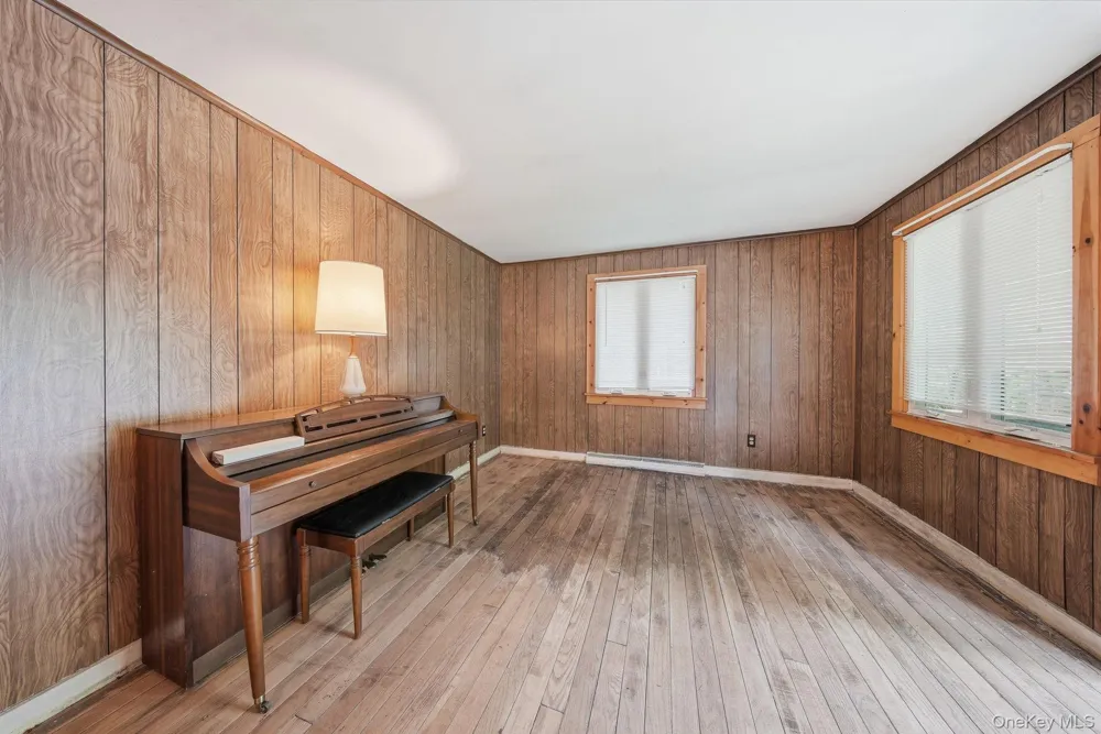 10 Fayer Court Wurtsboro, NY 12790