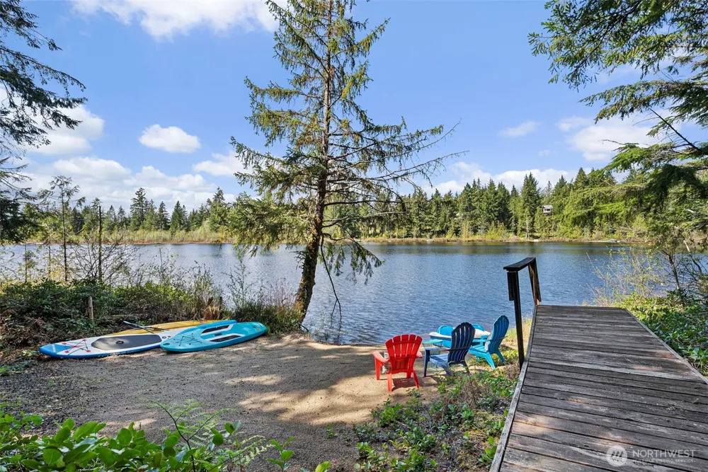 341 W Reeves Hill Drive Shelton, WA 98584