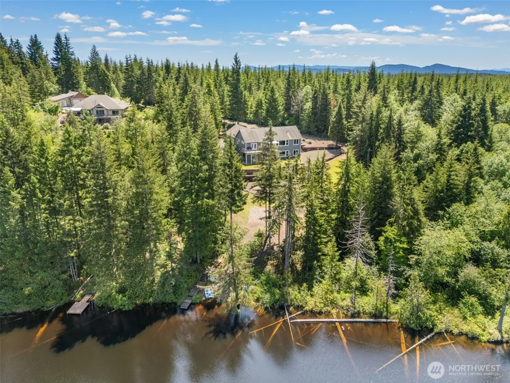 341 W Reeves Hill Drive Shelton, WA 98584