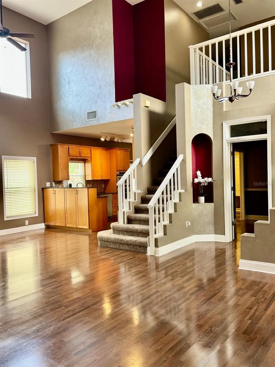 5121 FAIRWAY ONE DRIVE Valrico, FL 33596