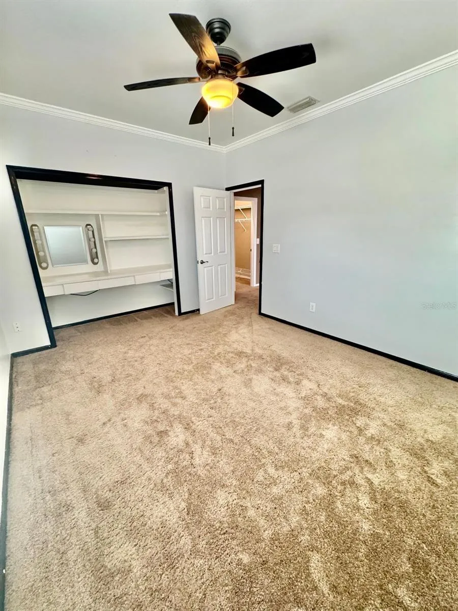 5121 FAIRWAY ONE DRIVE Valrico, FL 33596