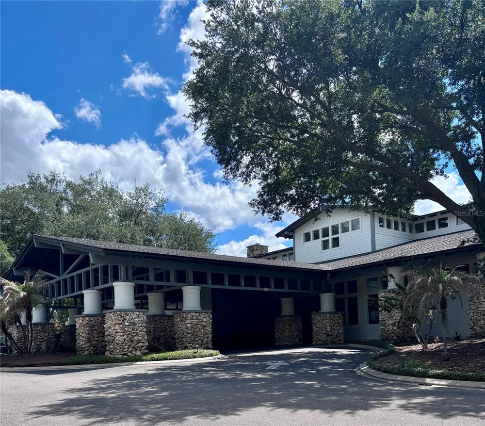 5121 FAIRWAY ONE DRIVE Valrico, FL 33596