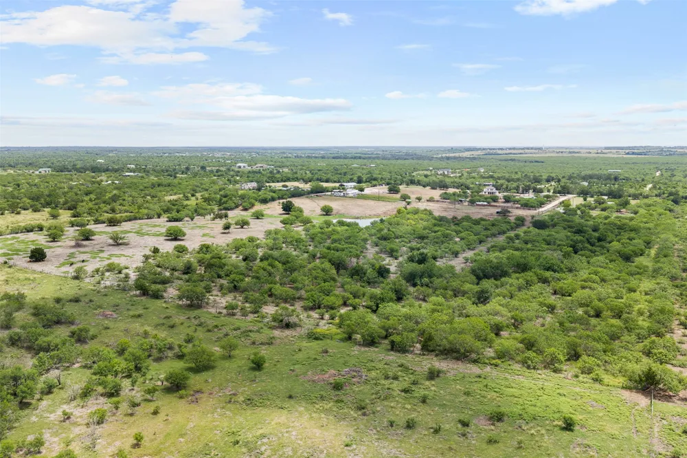 3315 Dry Creek Road Lockhart, TX 78644